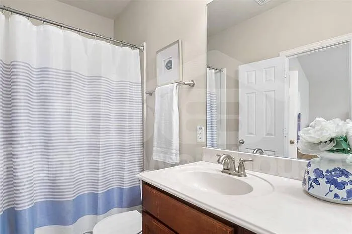 3612 Vienna St — Photo 10