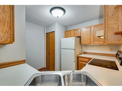 3569 Blue Jay Way #202 Photo 1