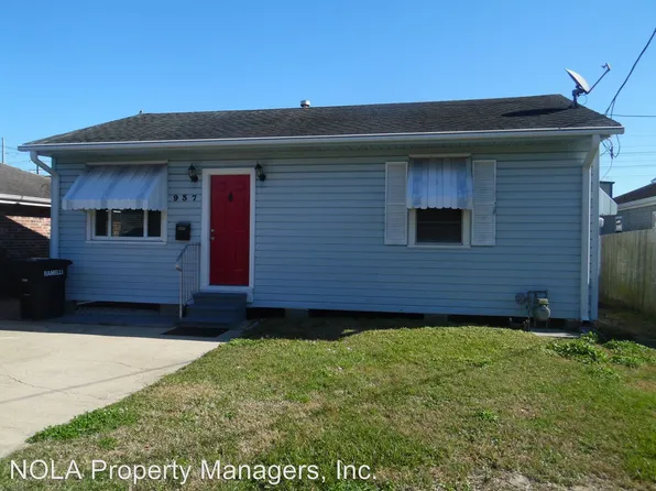 937 Oak Ave, Harahan, LA 70123