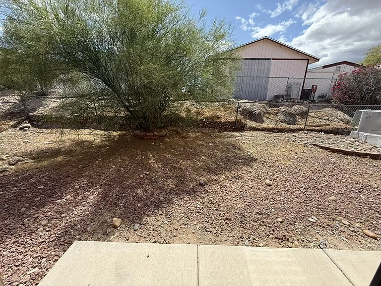 926 Stahlman Dr — Photo 33