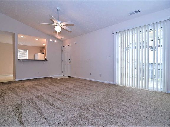4th image of 5799 Riverwalk Cir