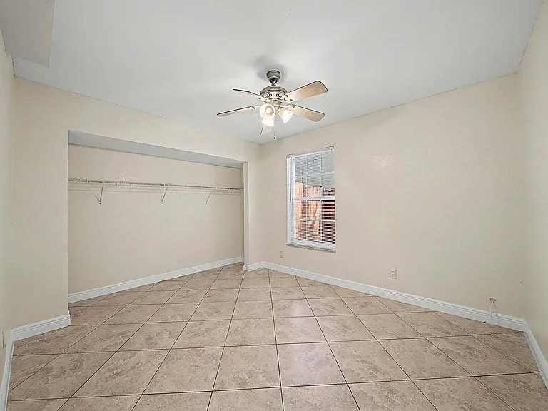 5789 Woodland Point Dr — Photo 11