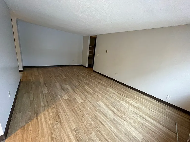 3305 Bryant Ave S — Photo 7
