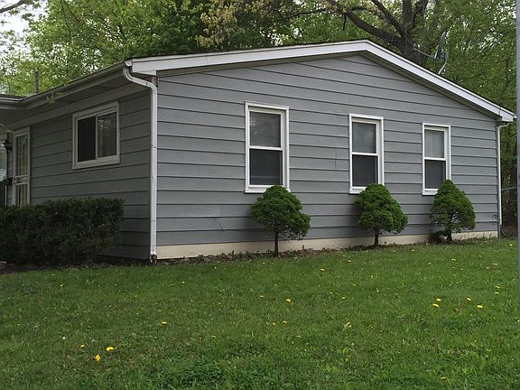 3rd image of 408 S Lake St