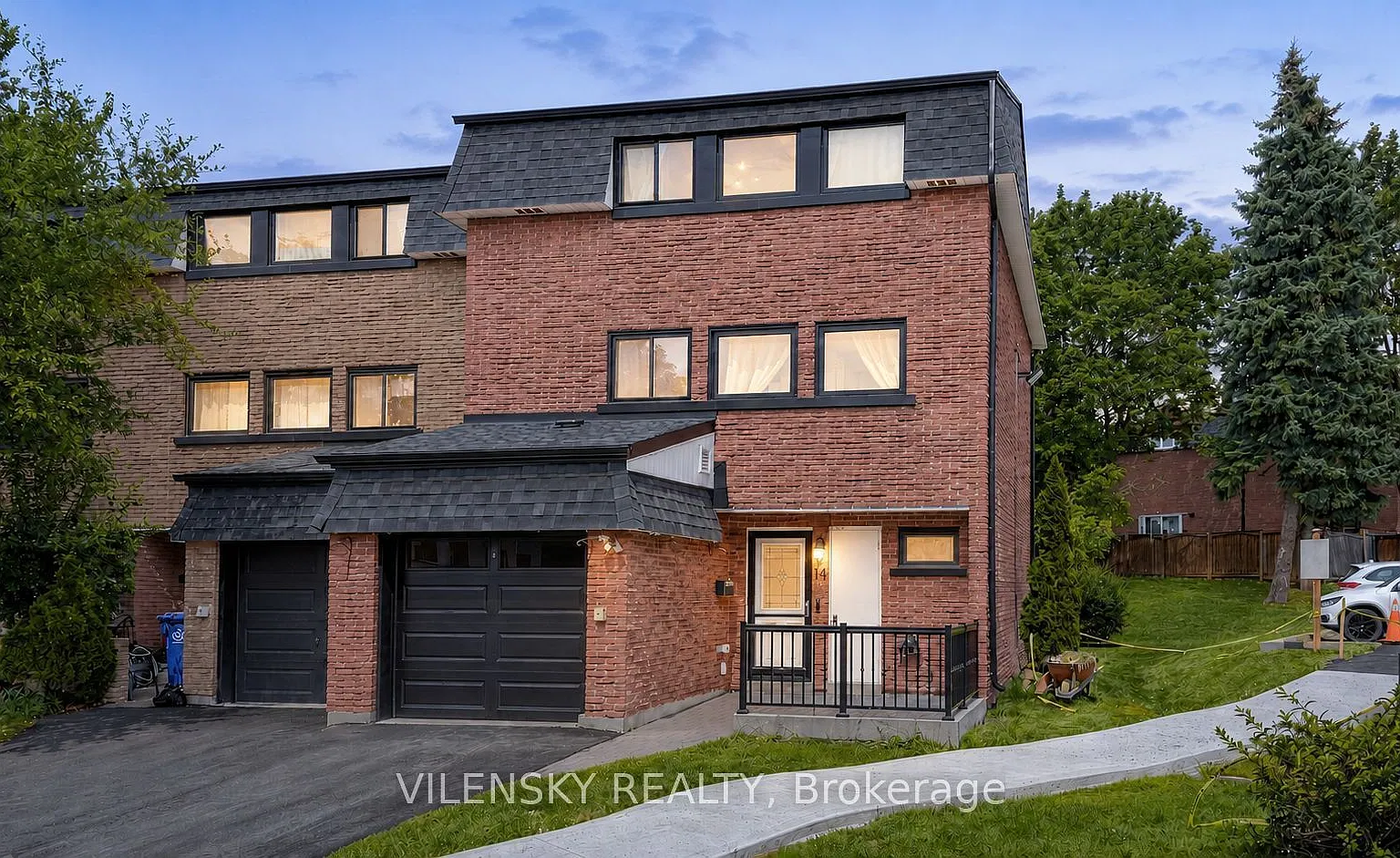 4 bed, $3,200 — Photo 1