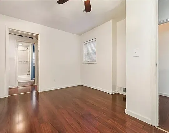 140 Home St — Photo 22