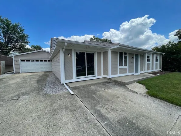 1719 Edenton Dr, Fort Wayne, IN 46804