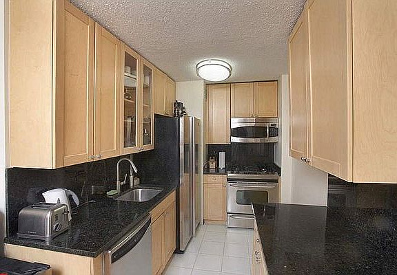 2nd image of 1175 Park Ave #22K