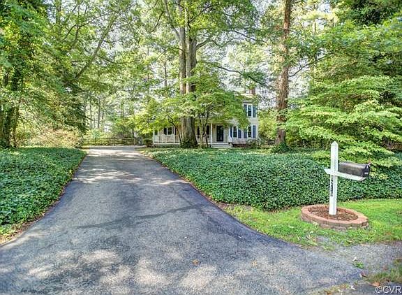 2nd image of 8215 Georgie Ct