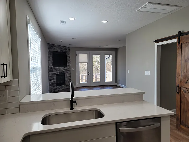 7009 Wright Rd — Photo 10