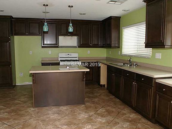 5th image of 748 Loughton St