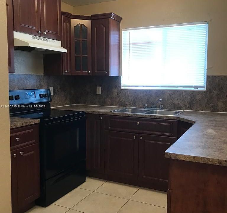 1st image of 1272 NW 59th St #0
