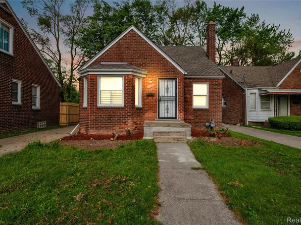 18519 Morang Dr, Detroit, MI 48205