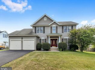 13552 Halifax Dr, Hagerstown, MD 21742