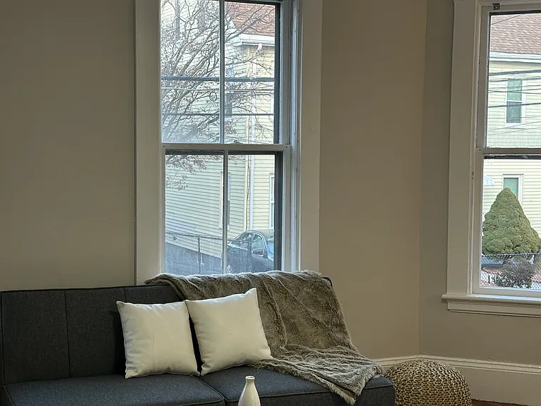 52 Bonair St #1A — Photo 31