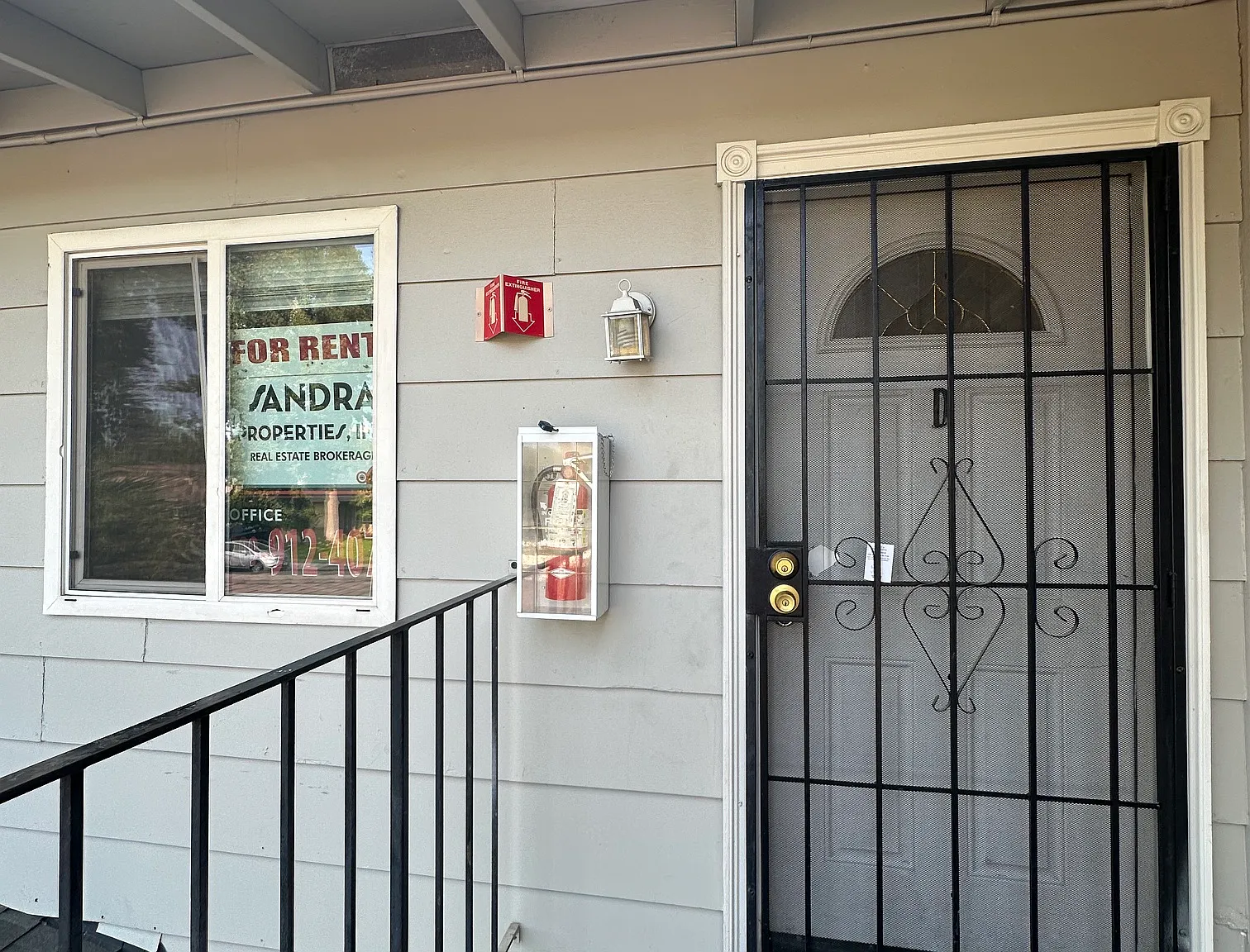 2 bed, 865 sqft, $1,200 — Photo 1