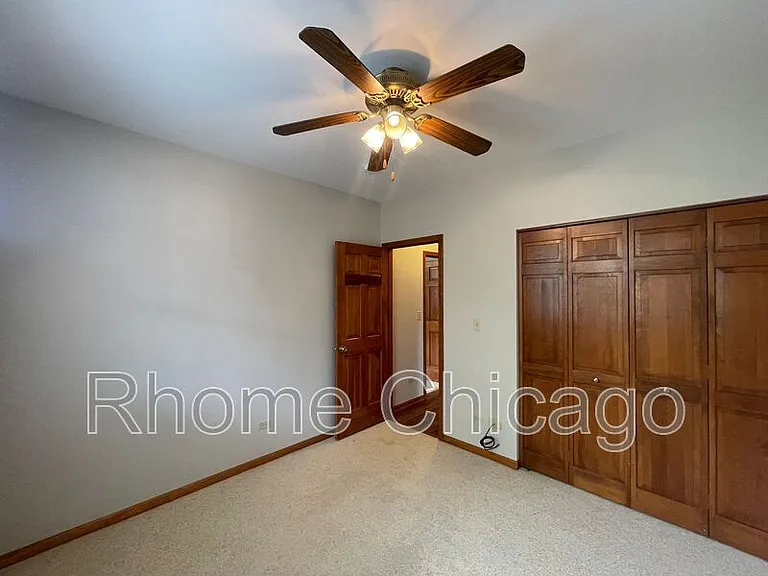 519 W Parkside Dr — Photo 15