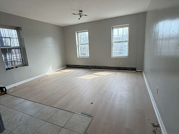 2nd image of 634 Martin Luther King Blvd #22