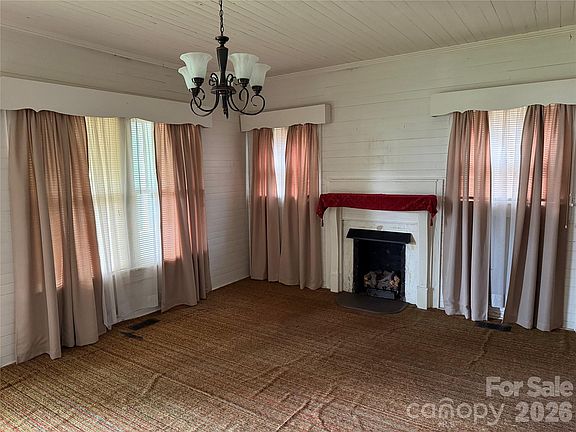 5th image of 1724 Lowder St