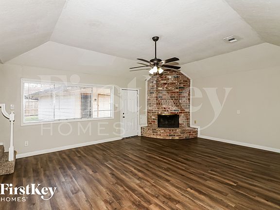 4th image of 5131 Whittier Oaks Dr