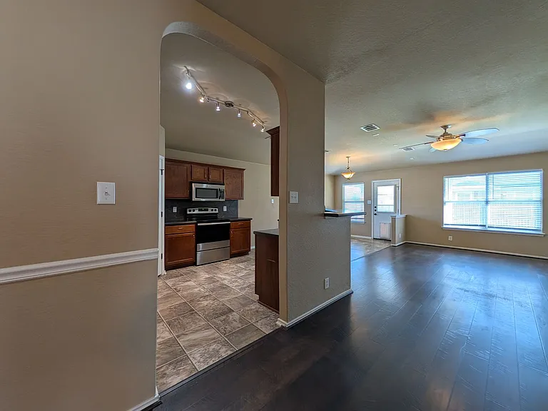 246 Crane Crest Dr — Photo 3