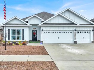 3016 Willie Dr, Southport, FL 32409
