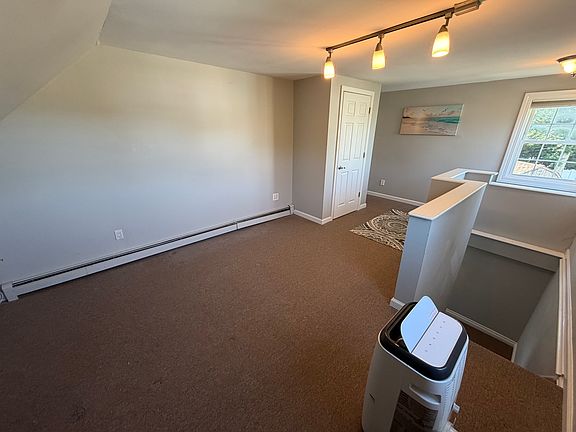 2nd image of 154 Adams St E #1