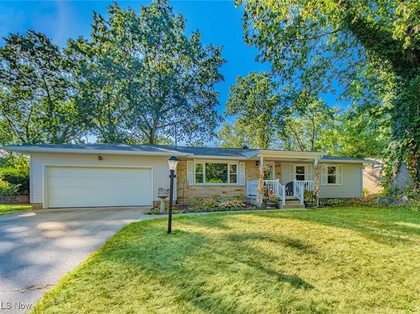 3834 N Glenridge Rd, Akron, OH 44319