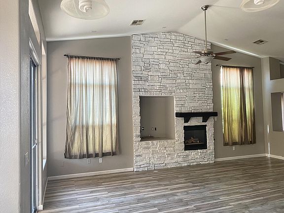 5th image of 5005 Tropical Knoll Ct