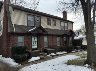 1929 S 35th St, Omaha, NE 68105