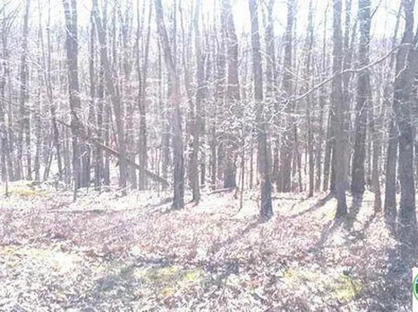 132 N Kenoza Dr, Hazleton, PA 18202