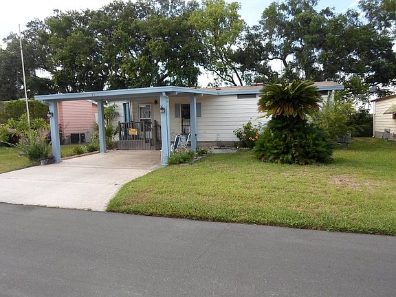 2nd image of 225 Country Ln