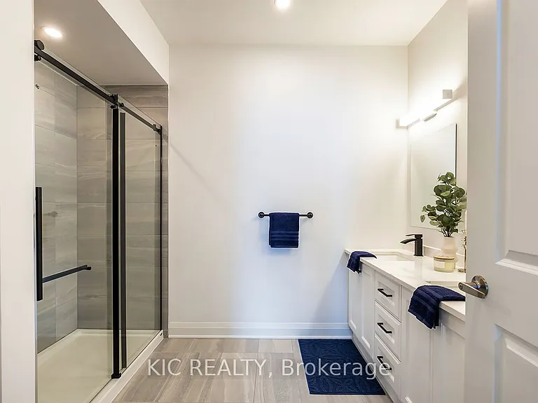 99 Louisa St #307 — Photo 24
