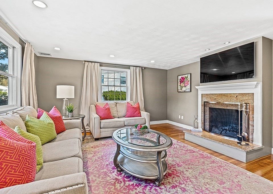 13 Erwin Rd, North Reading, MA 01864 Zillow