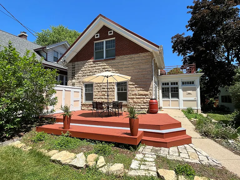 2906 Lakeland Ave — Photo 3