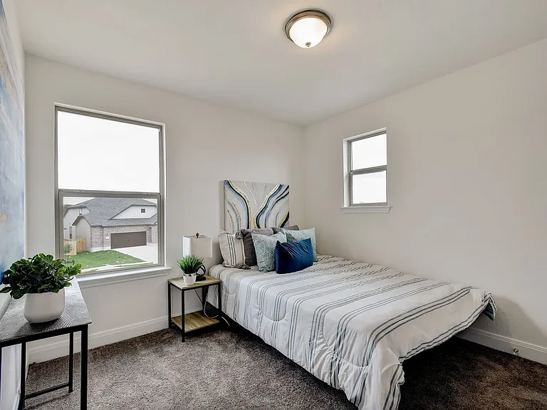108 Redcliff Path — Photo 31