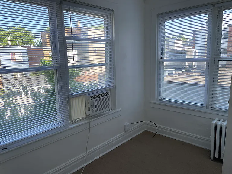 4945 N Kedzie Ave #2R — Photo 4