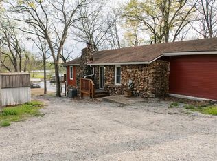 28327 Edgewater Dr, Warsaw, MO 65355