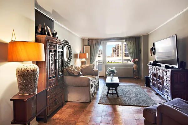 Sold by Halstead Real Estate | media 15