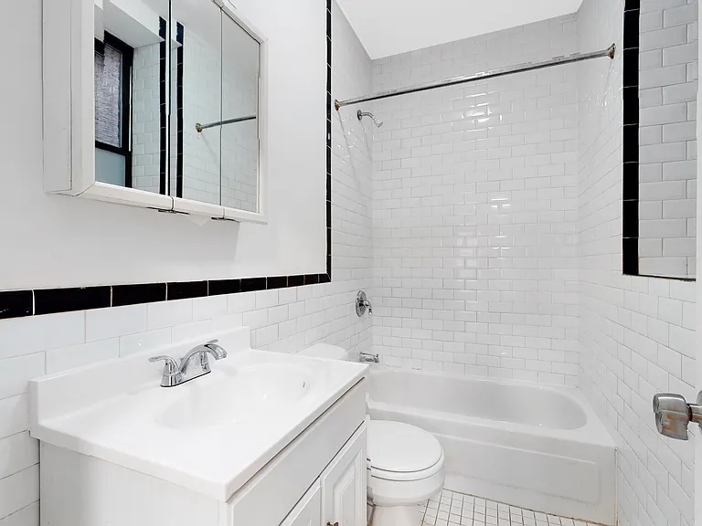 2074 Frederick Douglass Blvd #1C — Photo 11