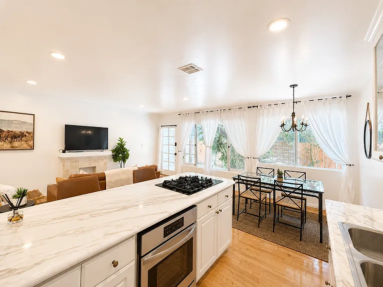 834 Lincoln Blvd #102 — Photo 8