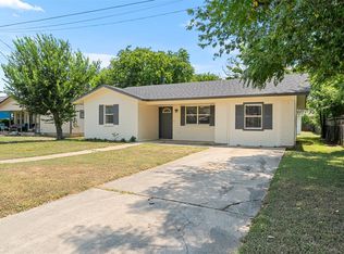 806 W 8th St, Georgetown, TX 78626