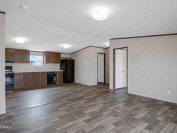 5th image of 4615 N SIERRA Drive