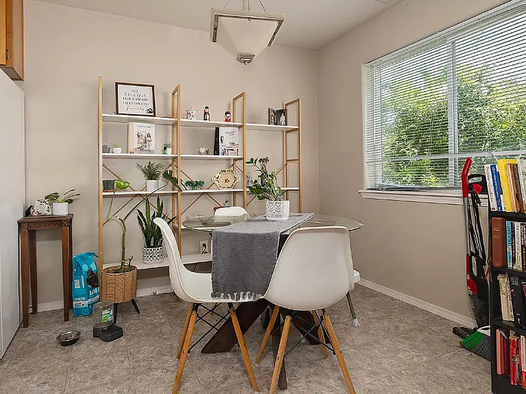3167 Juniper Ridge Dr #2 — Photo 8