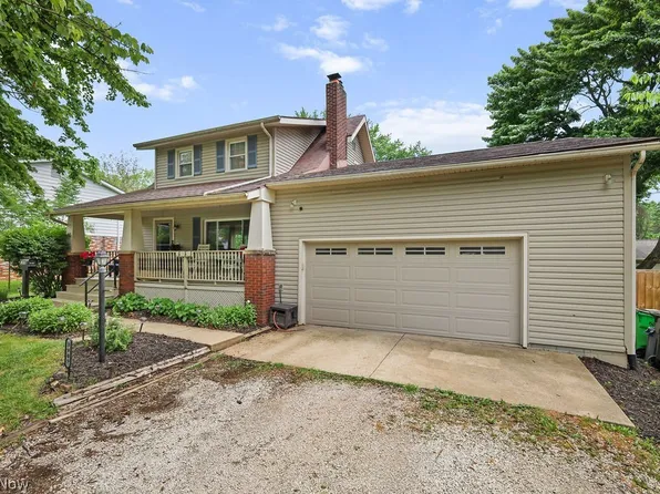 3909 Vira Rd, Stow, OH 44224
