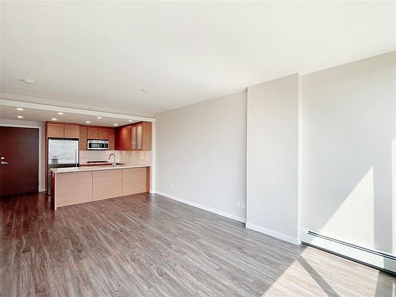 3rd image of 6311 Cambie St #406