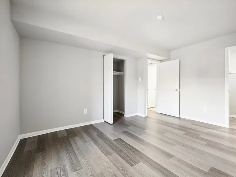 Potomac Garden Apartments — Photo 30