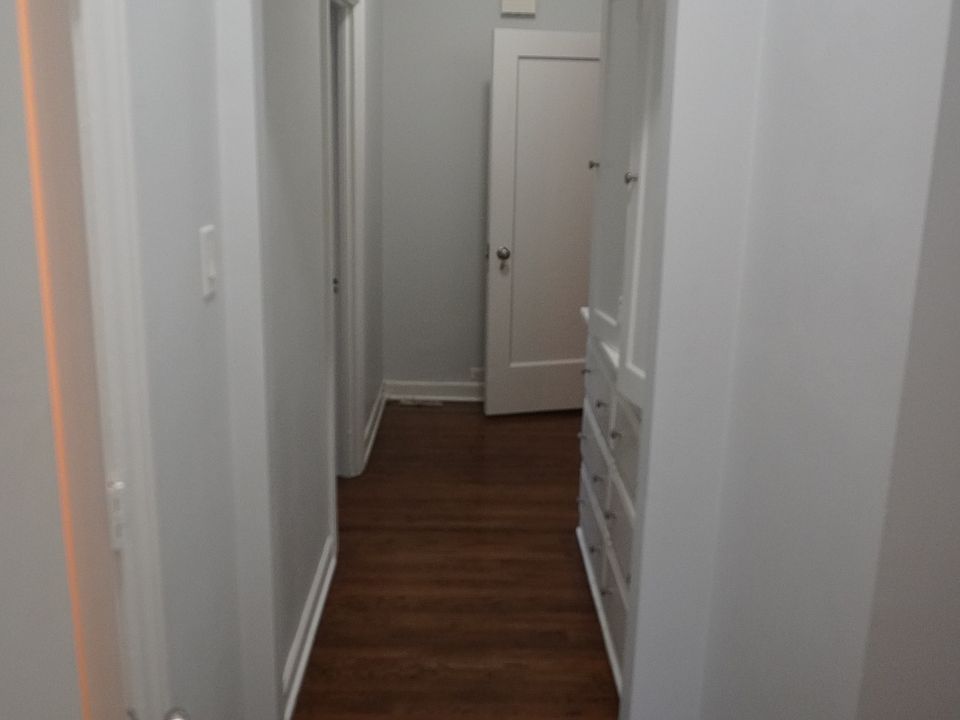 1st image of 422-24 W Melrose St #424-15B