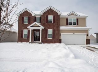 568 S Canyon Dr, Romeoville, IL 60446