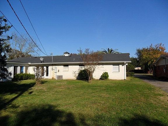 2nd image of 539 Brookhollow Dr